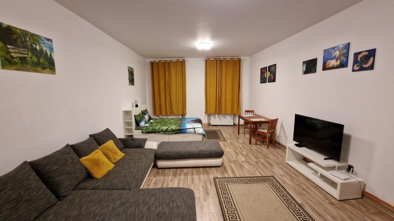 Vadim'S Guesthouse ซีบิว ภายนอก รูปภาพ